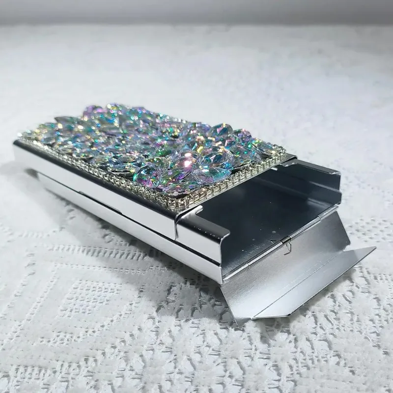Ladies Cigarette Case Rhinestone Portable 20-pack Creative Personality Fashion Storage Box High-end Gifts High-value Gifts