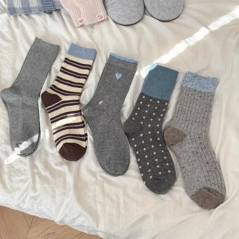 5 pairs Fashion versatile color blocked mid tube socks simple retro autumn winter women's socks polka dot comfort women socks