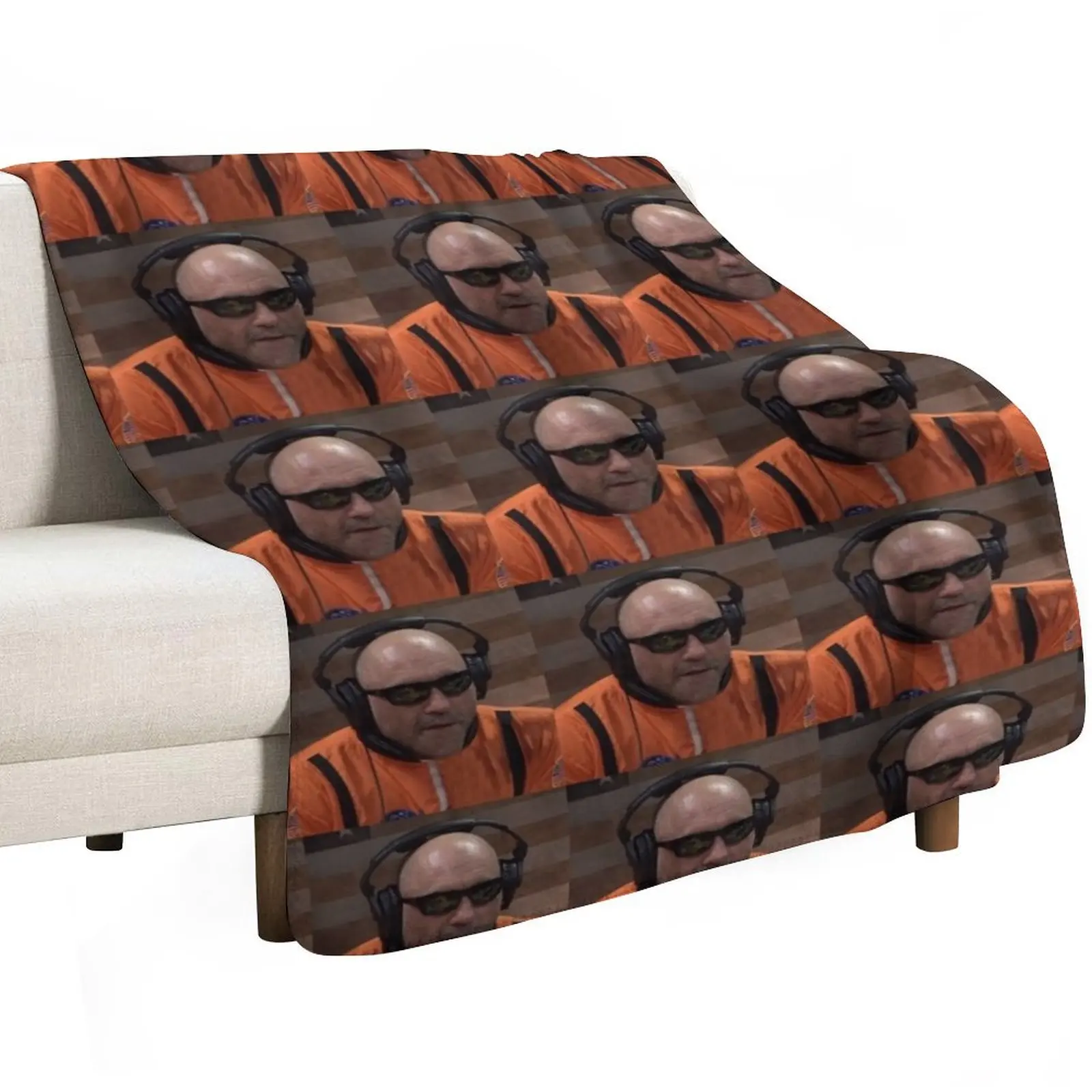 Joe Rogan in Outer Space Throw Blanket Flannel For Decorative Sofa Beautifuls Polar Soft Plaid Blankets For Sofas Blankets