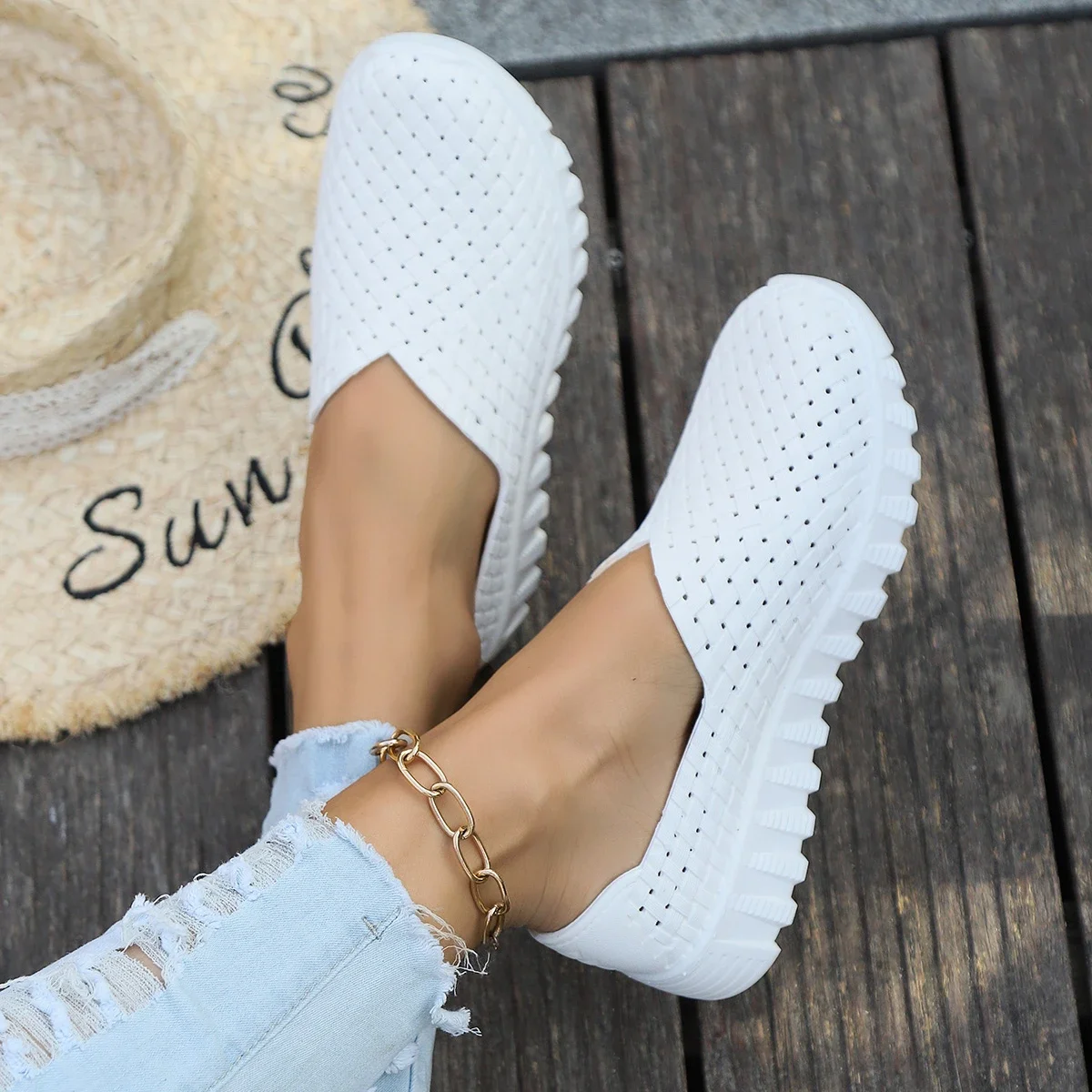 Große Größe, hohl, atmungsaktiv, einfarbig, runder Kopf, weiche Einzelschuhe, Sommer, neue Mode, bequeme, leichte, lässige Damenschuhe