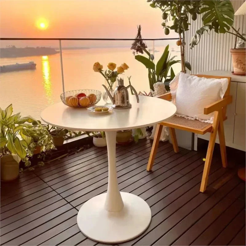 Nordic Tulip Table Family Round Table Ins Celebrity Coffee Tea Shop Balcony Bedroom Modern Simple Tulip Dining Table