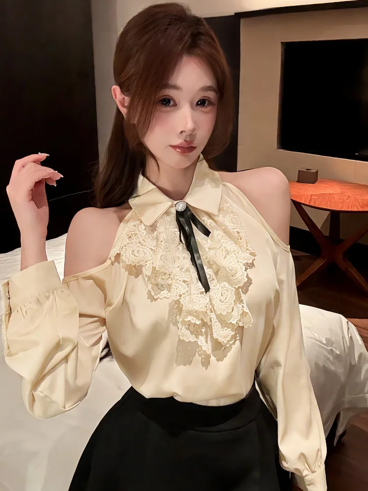 

Korean Sweet Lace Splice Shoulder Bared Elegant Long Sleeve Shirt Women's Spring Summer New High-End Fashion Versatile Top