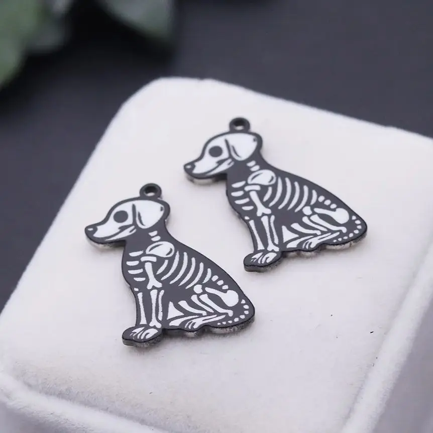 2pcs Punk Halloween Black Style Bloodhound Stainless Steel Skeleton Dog Animal Pendant Charm for Jewelry Making diy Accessories