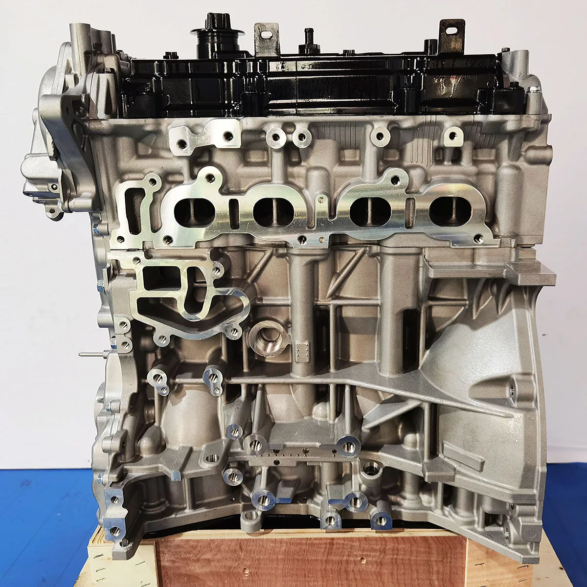 Top of The Line Technology 2.5-liter QR25DE Engine, Suitable for NP300 Navara D22 D40, Two-year Warranty