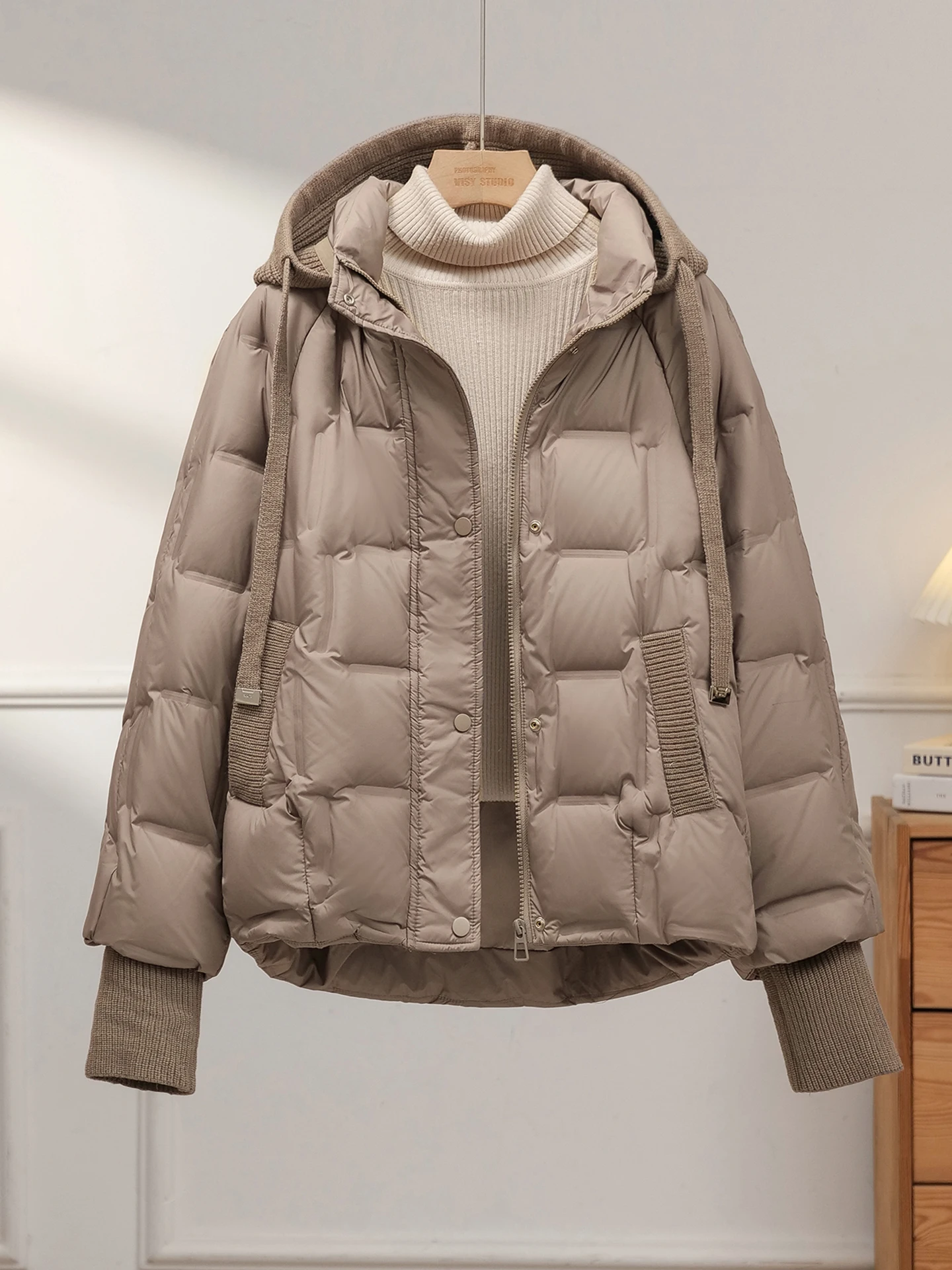 شتاء جديد المرأة ort Thiened مقنعين أسفل Jaet خفيفة الوزن الأبيض دو ريشة الكفة المرنة Sve ملابس خارجية #4