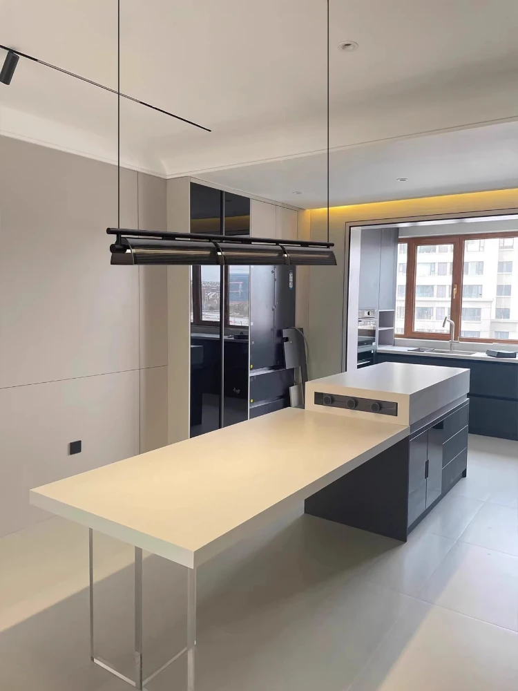 Minimalist Restaura…