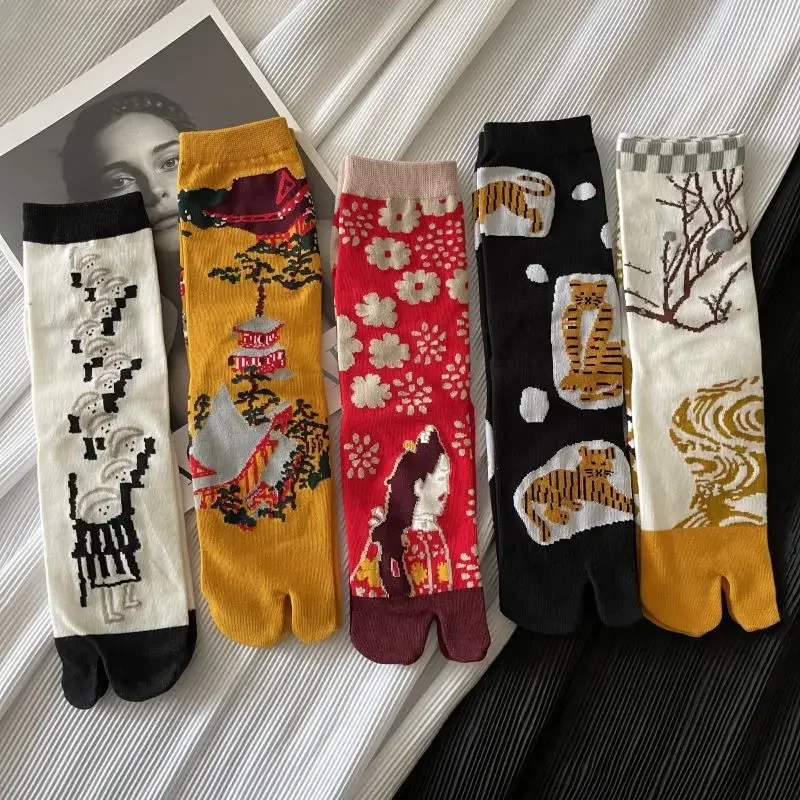 

Women Colorful Combed Cotton Tabi Socks Funny Happy Cartoon Tiger Building Floral Soldier Harajuku Japanese Toe Socks