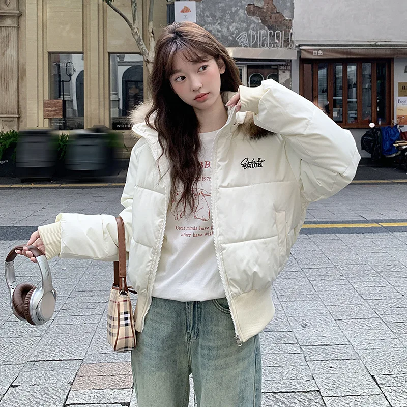 

Warm Slimming High Waist Design Polyester Fabric Zipper Closure Elegant Short Padded Jacket Women's Winter Coat with Fur Collar