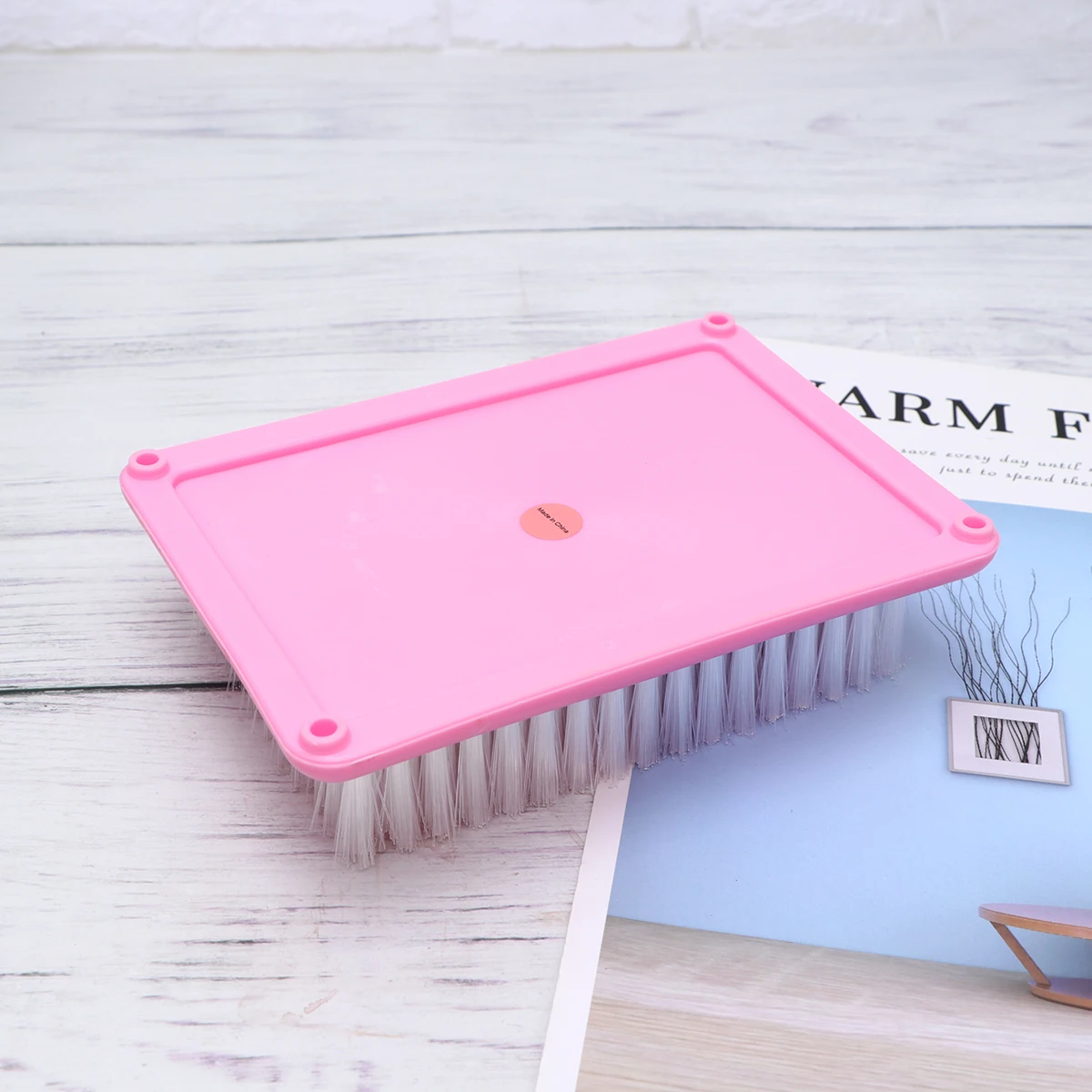 

1Pcs Wool Felt Base Shoes Polishing Brush Plastic Handle Durable Portable Cleaning Brush Pink Size L Lightweight Household