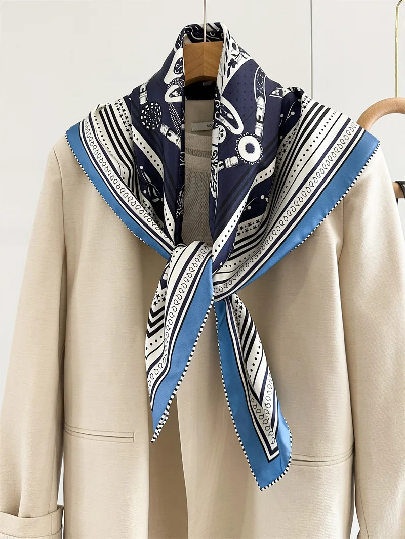 Damen-Schal, neues Design, 100 % reine Seide, quadratischer Schal, modische Wickelschals für die ganze Saison