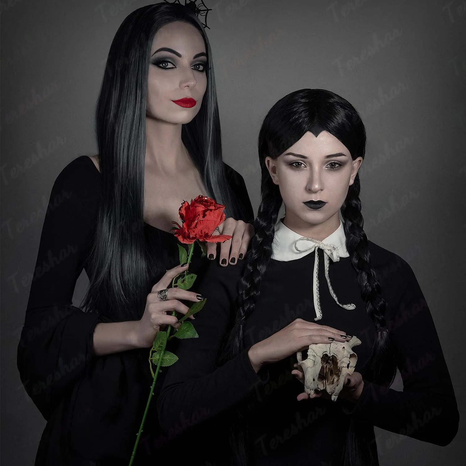 Synthetic Long Black Wig for Mordicia Addams Costume 30inch Black Witch Wig Middle Part Straight Cosplay Wig for Halloween Party