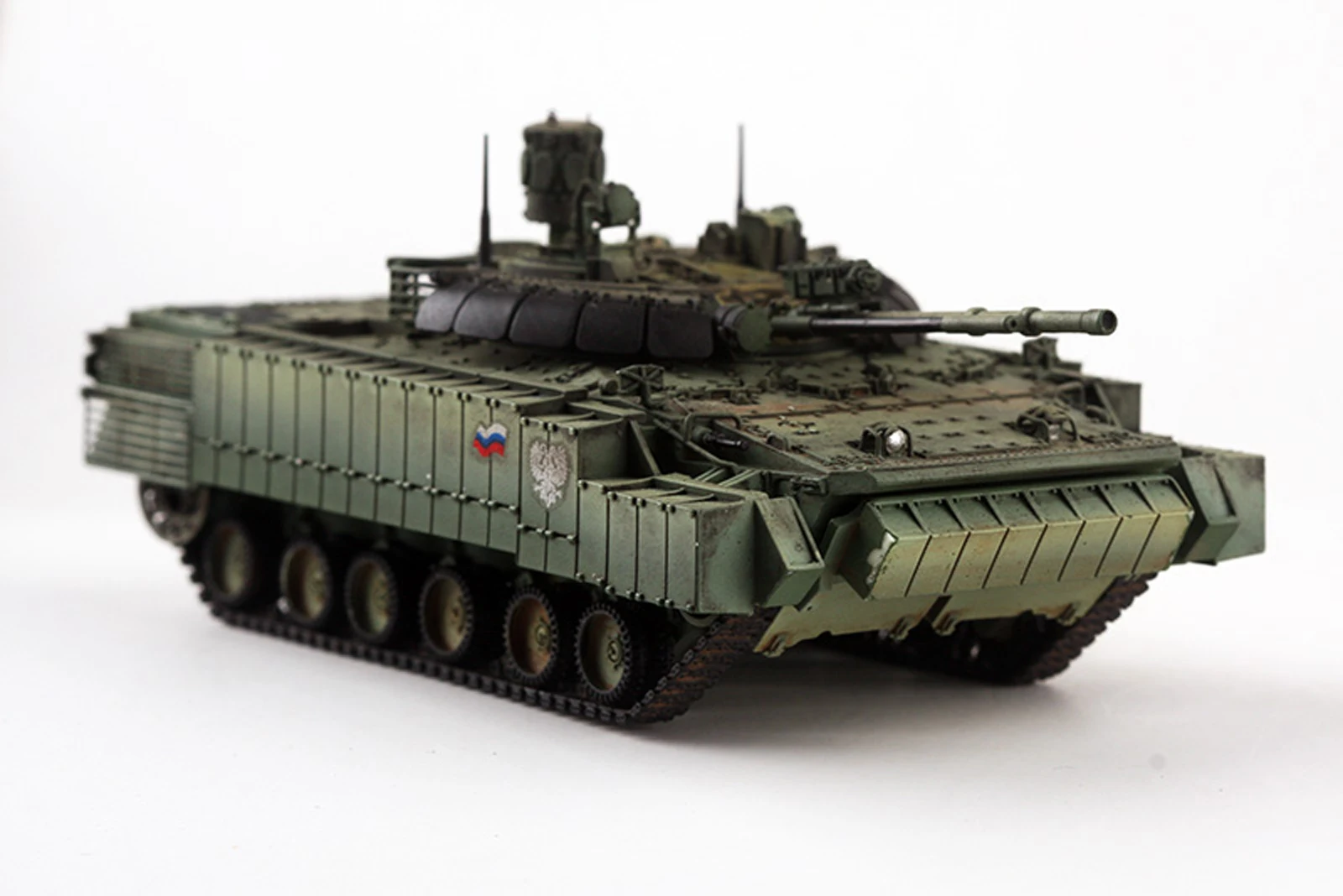 88 model 1/72 Russian BMP3 armored version infantry fighting vehicle active defense system.Collection of military models