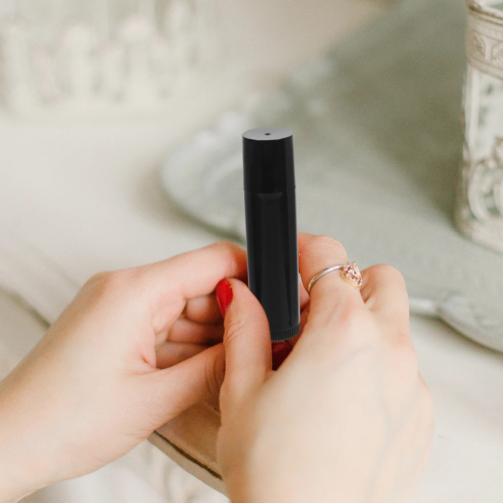 60 個の口紅空チューブ漏れ防止軽量リップカラー容器 DIY 美容サンプル用小さなリップグロスボトルバルクセット