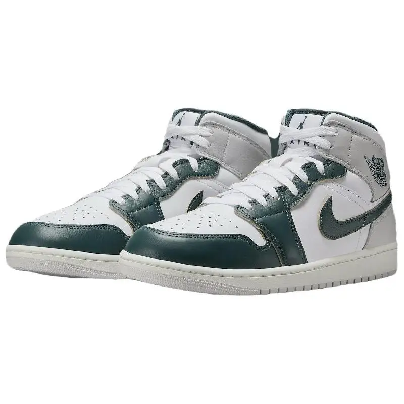 Nike Air Jordan 1 รองเท้าบาสเก็ตบอลวินเทจ Unisex High-top รองเท้าผ้าใบสีขาว/เขียวรองเท้า FQ7720-103