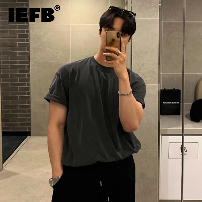 

IEFB Minimalist Male T-shirts Casual Round Neck Short Sleeve Loose Pullover Male Tees Solid Color Summer New Chic 9C6480