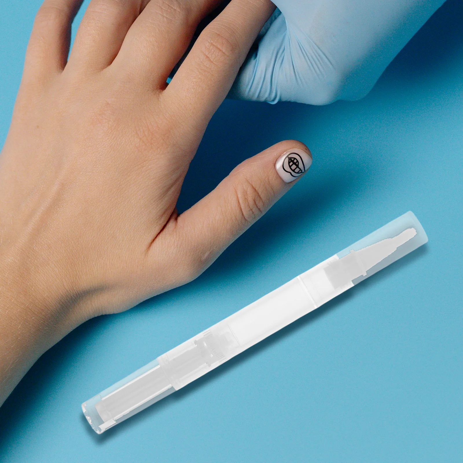 

5Pcs Eyelash Growth Liquid Tubes Transparent Empty Nail Oil Pen Reusable Container Applicator for Lip Gloss Essential