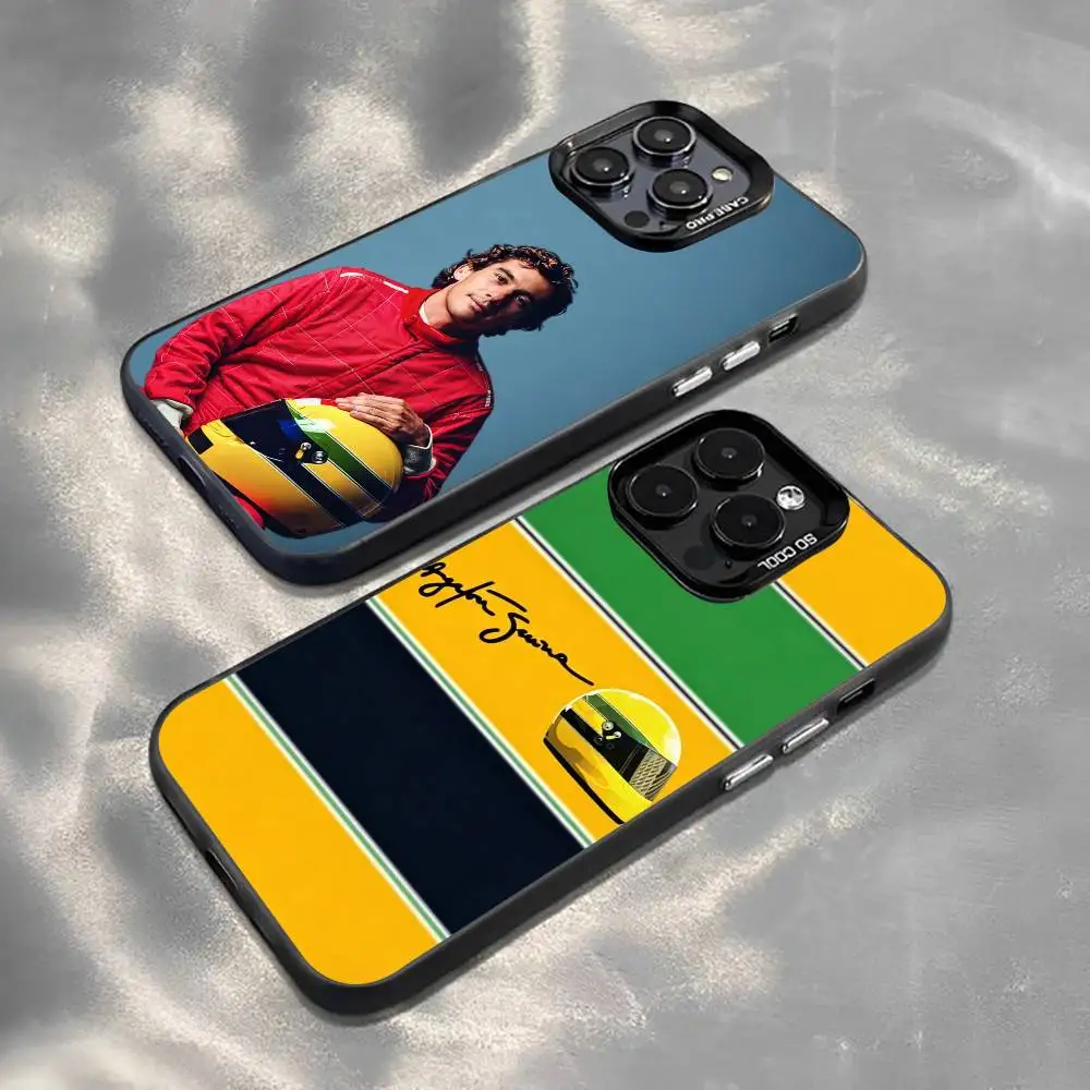capa-de-celular-ayrton-senna-para-iphone-17-16-15-14-13-12-11-plus-pro-max-xs-colorida-prata-e-preta