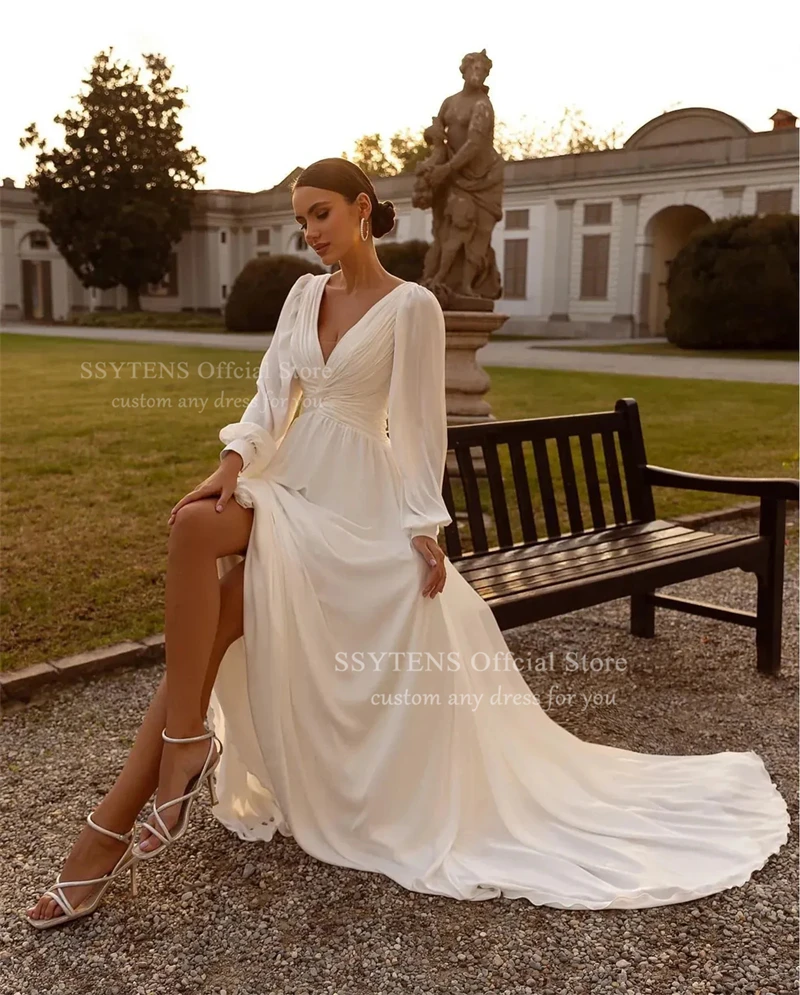 SSYTENS Vintage Chiffon Wedding Dresses Ivory Modest Beach Bride Dress V Neck Long Sleeves Classic Bridal Gowns Plus Customized