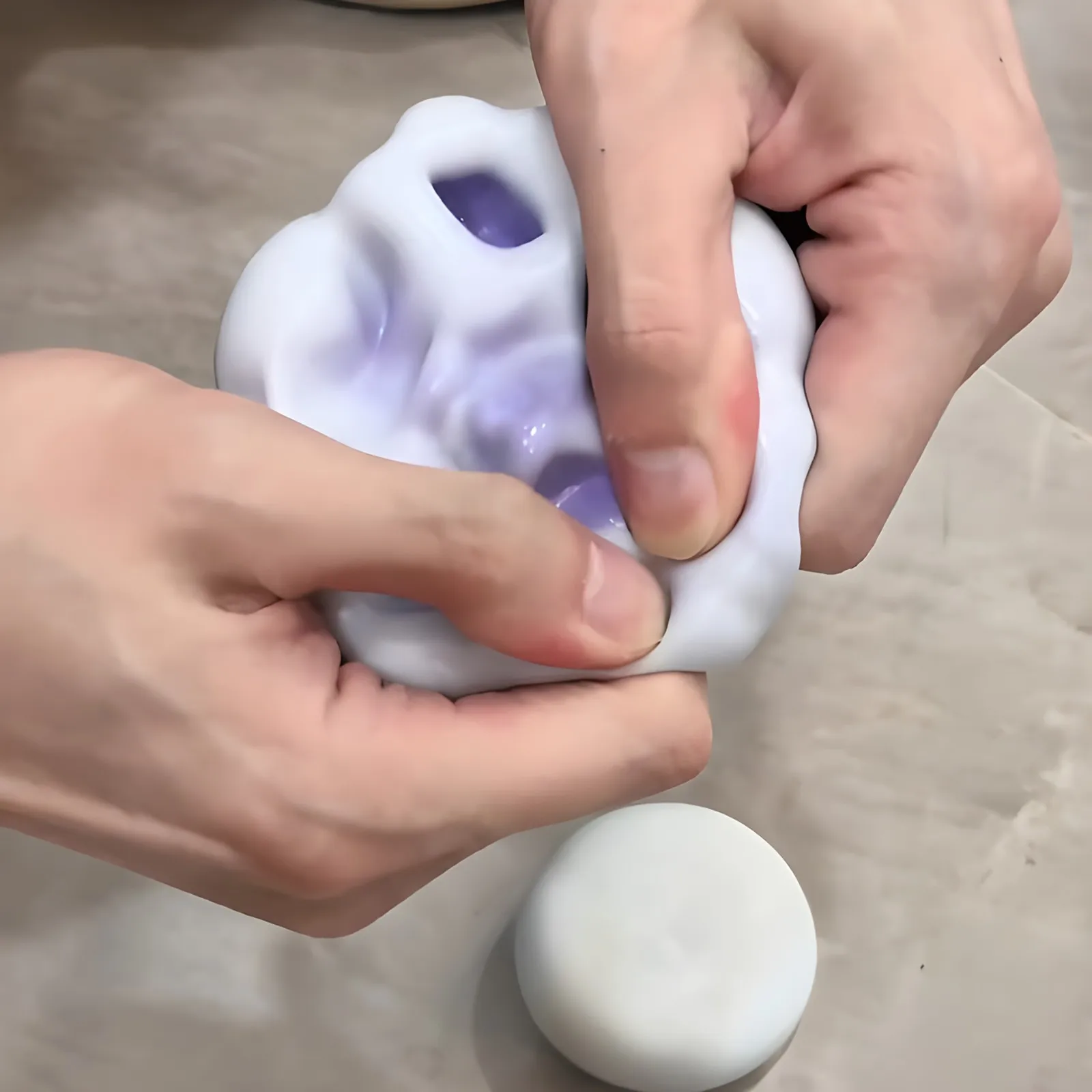 سوبر لينة اللمس الجدول قرصة لعبة البلاستيك رقيقة جدا الجليد الجلد الضغط ملصقات اليدوية الكرة المشبك قرصة لينة #4