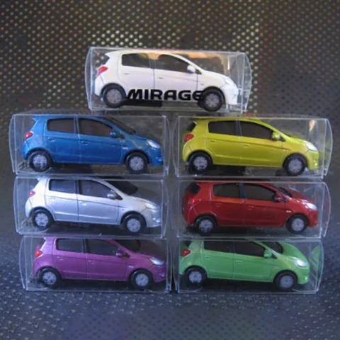 Original 1:64 Skala Motors Mirage Legeringssimuleringsbilmodell Klassisk Vuxensamling Statisk Display 12 best sales Pajero-leksak - №5