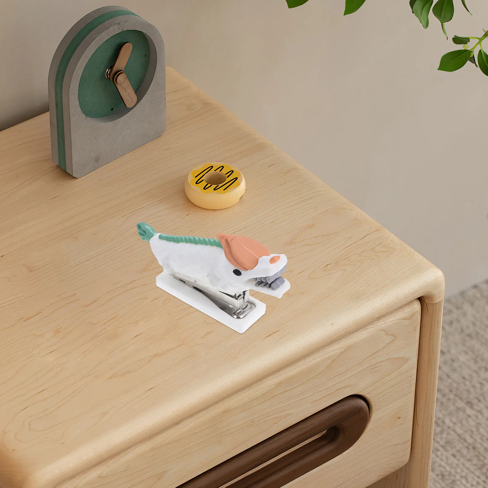 

Mini Cute Dragon Stapler Portable Cartoon Design Compact Handheld Office Supplies for Students Kids Home Desktop Accessories