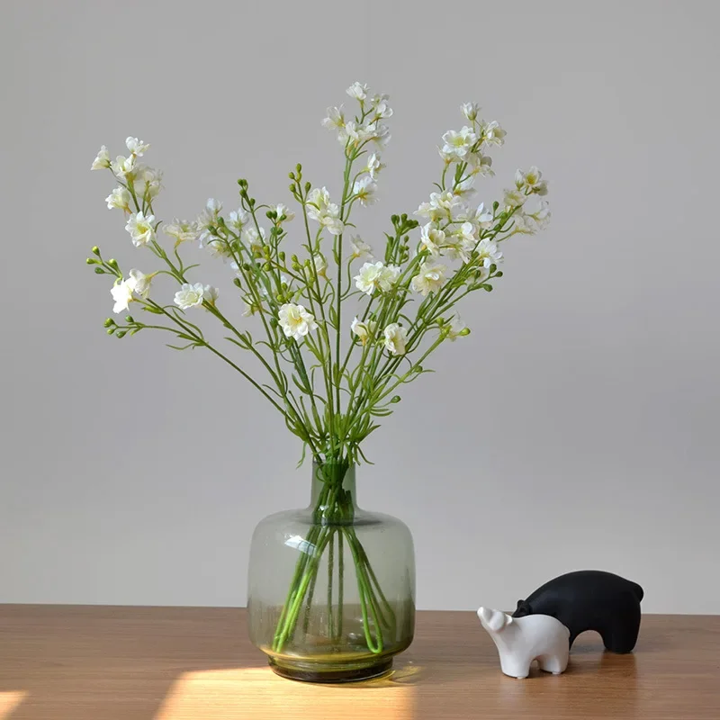 

5 шт. искусственных латексных увлажняющих цветов дельфиниумов, на ощупь как настоящие, фиалки, для свадебных и праздничных цветочных композиций, роскошное украшение для дома