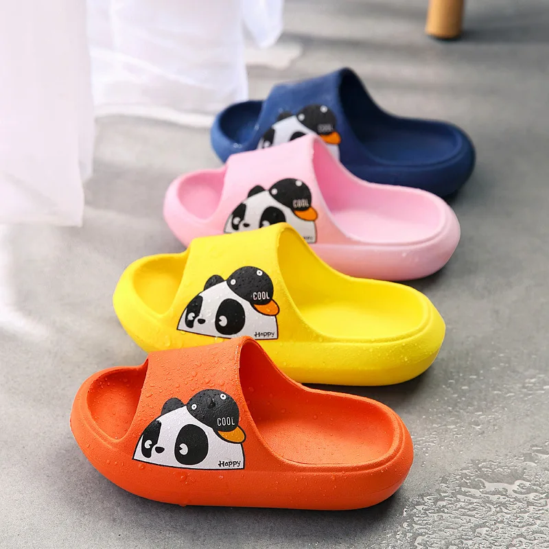 

Children Slippers Cartoon Bear Home Shoes For Boy Girls Summer Flat Heel Soft Eva House Slippers Beach Child Kids Baby Slides