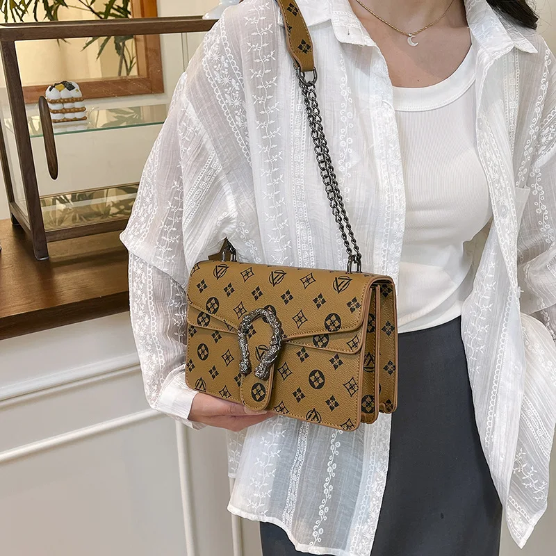 

​ ​ Винтажная квадратная сумка с цветочной цепочкой, компактный кошелек через плечо, галерея с ботаническим принтом, открытие в ночное время, минималистичный эффект