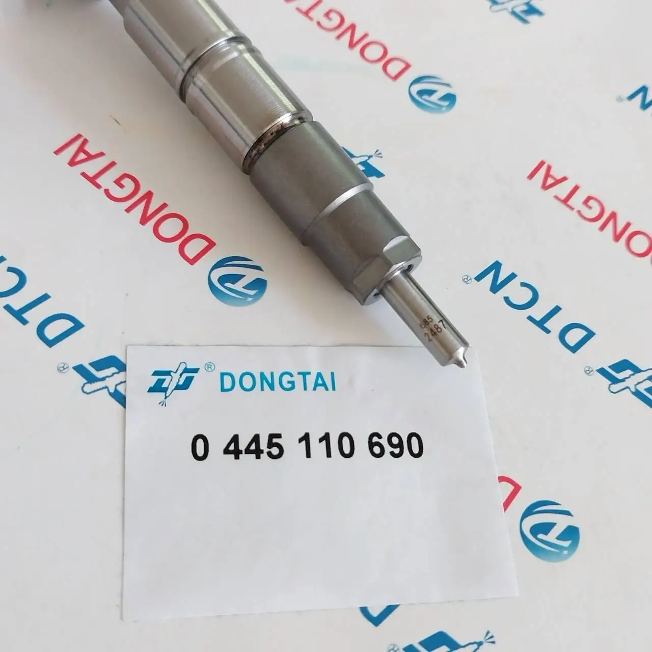 Inyector Common Rail 0445110690   / 0 445 110 690, E 049332000109   para camión Foton