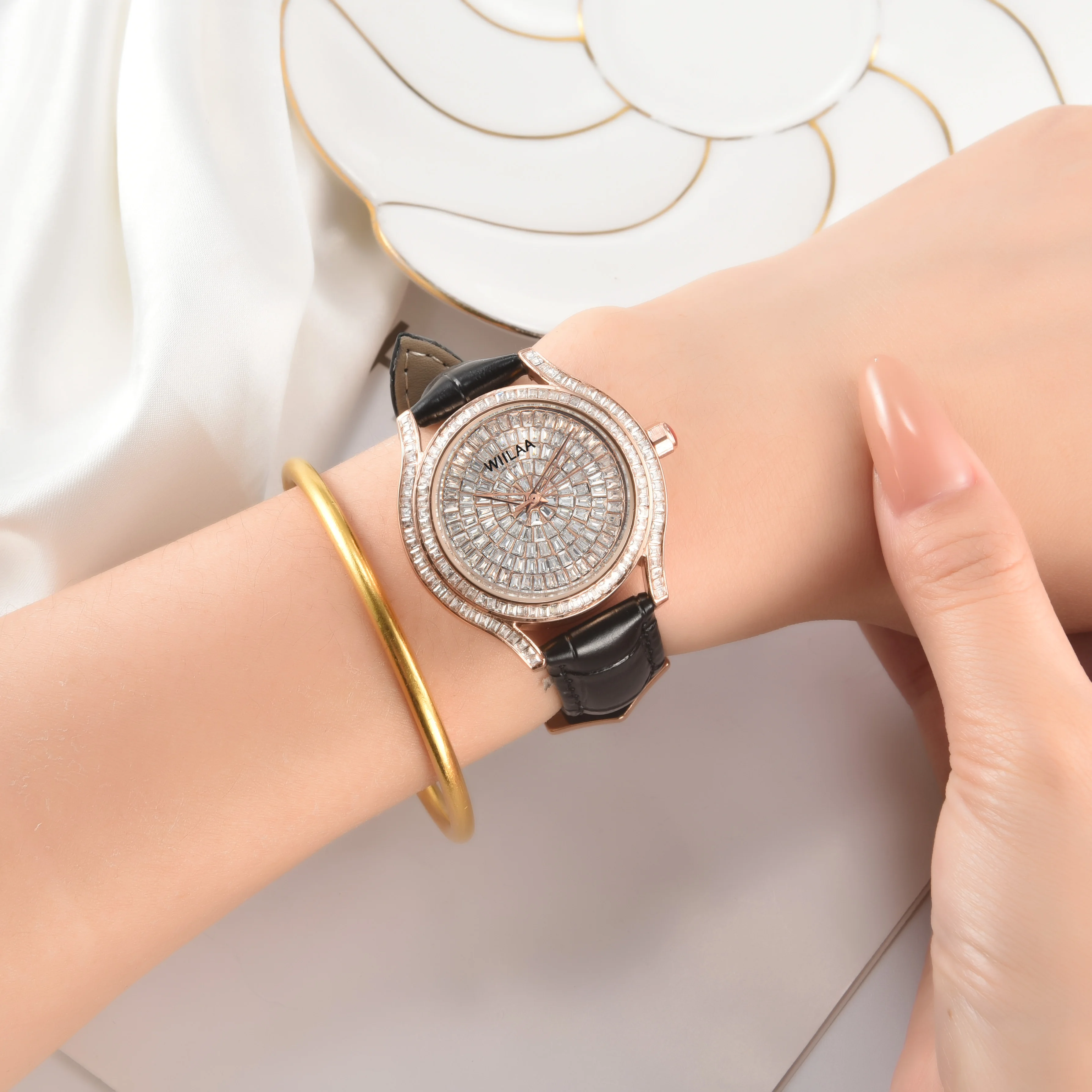 WIILAA Luxury Women's Crystal Quartz Watch - Full Baguette Rhinestone Dial Black Leather Strap Ladies Fashion Wristwatch for Par