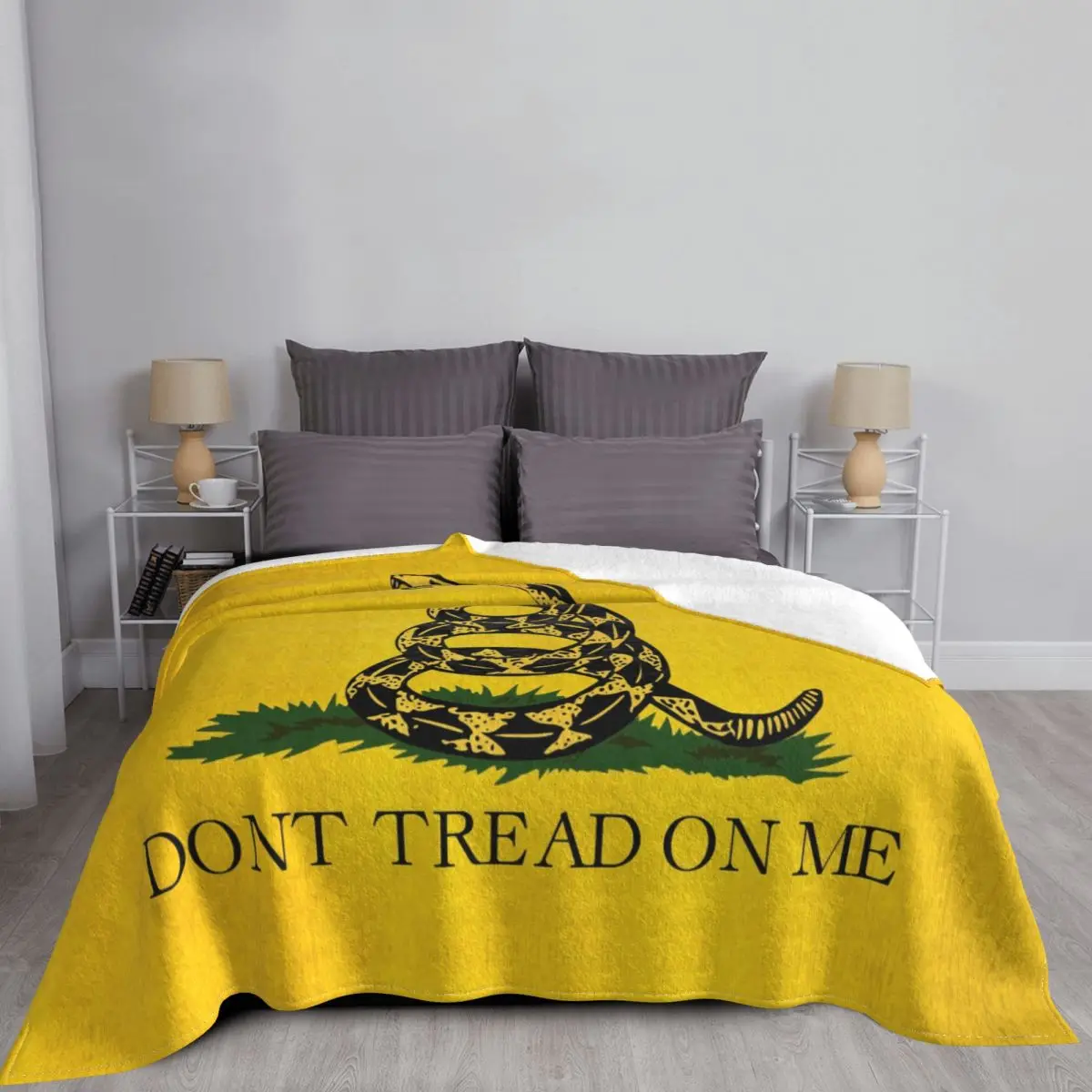 Vintage United States Flag Blankets Fleece Summer Dont Tread On Me Lightweight Thin Throw Blankets for Bedding Couch Bedspreads