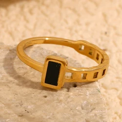 E.B.belle Vintage Stainless Steel Anti-allergy Asymmetric Thin Patchwork Chain Black Square 18k Gold Plated Rings for Women