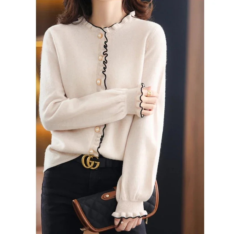 Women Clothes Simple Solid Casual Soft Sweaters Spring Autumn New Button Fashion Pearl Knitted Pullovers Female Knitwear