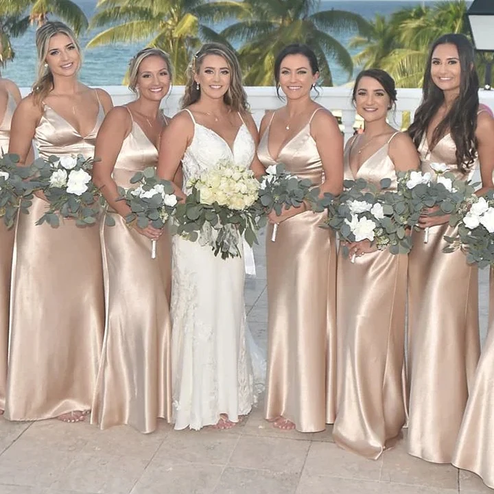 

Customized Champagne Long Mermiad Bridesmaid Dresses 2023 Mermaid Spaghetti V Neck Satin Maid of Honor Wedding Party Gowns YBD44