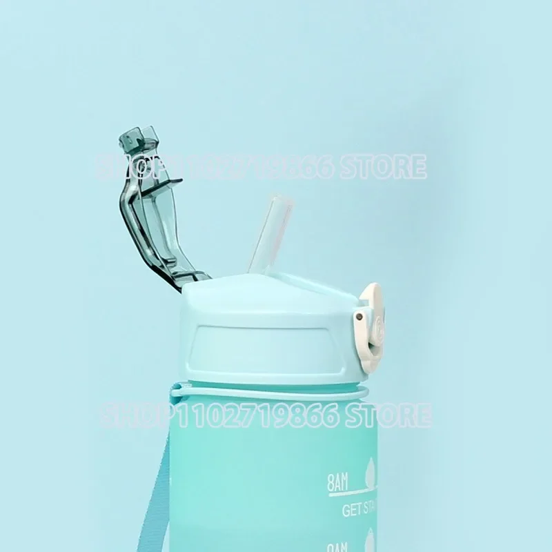 Bottiglia d'acqua Lilo e Stitch da 750 ml con cannuccia Cartoon Anime Pattern Bottiglie sportive stampate Ragazzi Ragazze Regali per feste di compleanno carini