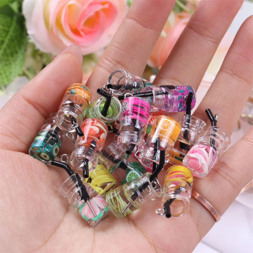 10 pièces/lot Mini verre résine bouteille breloques jus de fruits lait thé breloque bricolage balancent boucle d'oreille collier pendentifs fabrication de bijoux ﻿