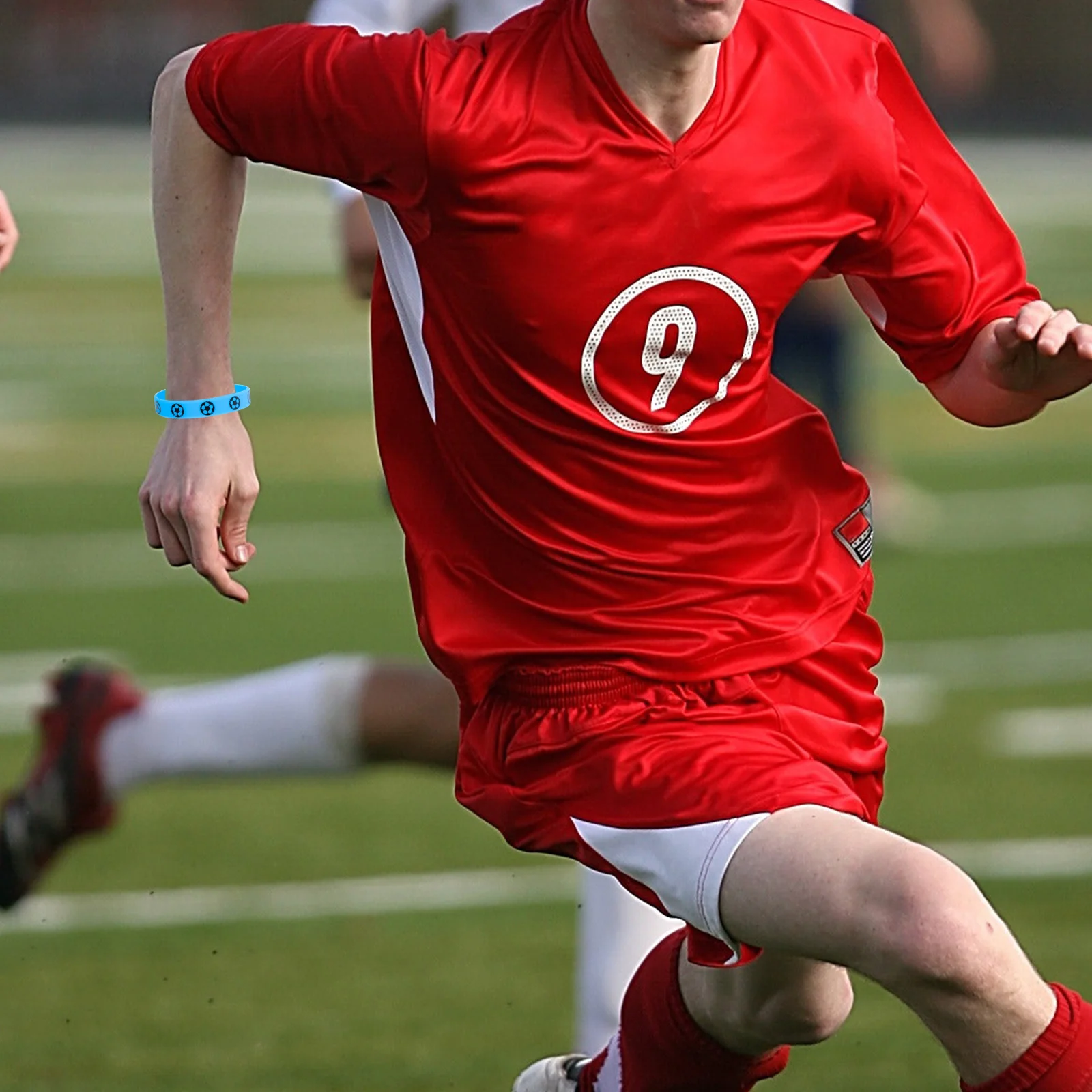 

8Pcs Soccer Wristbands Exquisite Football Theme Portable Compact Bracelets for Games Championship Season Gift Fans Accessories