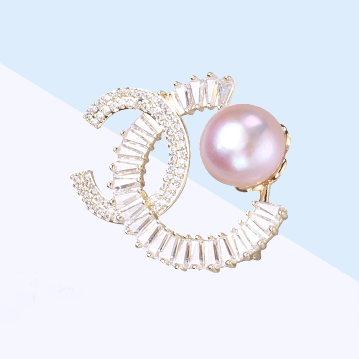 New Elegant Pearl Double C brooch Trend Fashion Copper Alloy Zircon brooch Versatile Breastflower