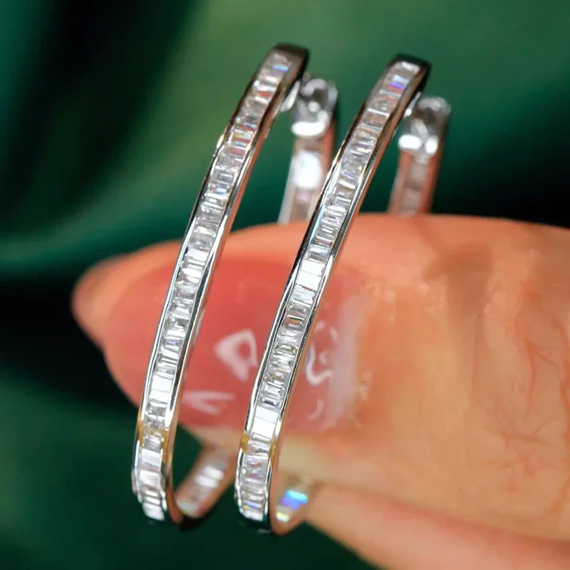 Huitan Large Shiny CZ Hoop Earrings Swanking Trendy Party Anniversary Jewelry for Lady Attractive Charm Gorgeous Ear Accessories