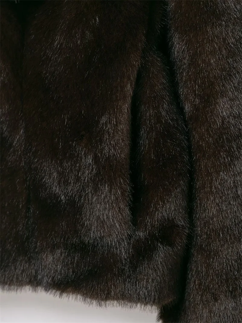 Women's Coat 2025 Winter New Deep Brown Long Sleeve Faux Fur Short Warm Jacket High-end Fashion Elegant and Stylish