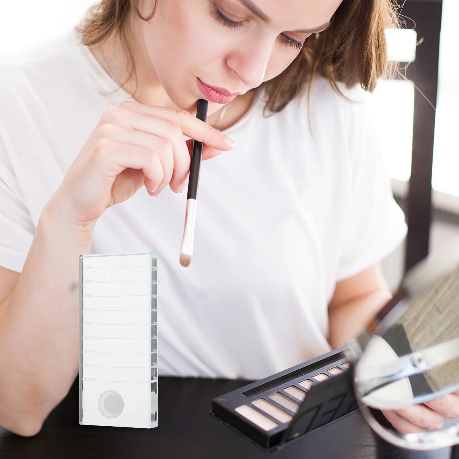 

2Pcs 10x5cm Eyelash Extension Tray Large Size Lash Pallet for Salon and Home Use False Lashes Holder Glass Grafting Tool