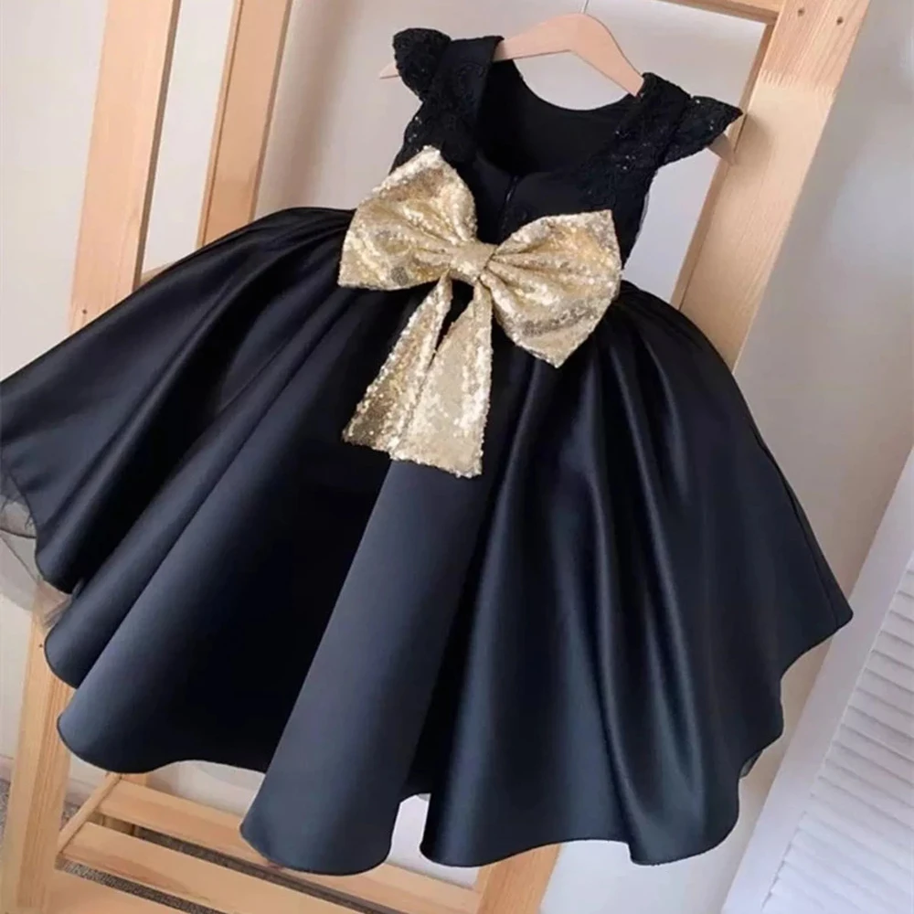 Black and Gold Flower Girls Dress Lace Appliques High Neck with Corset Back Crystal Designer Girl First Communion Pageant Gowns