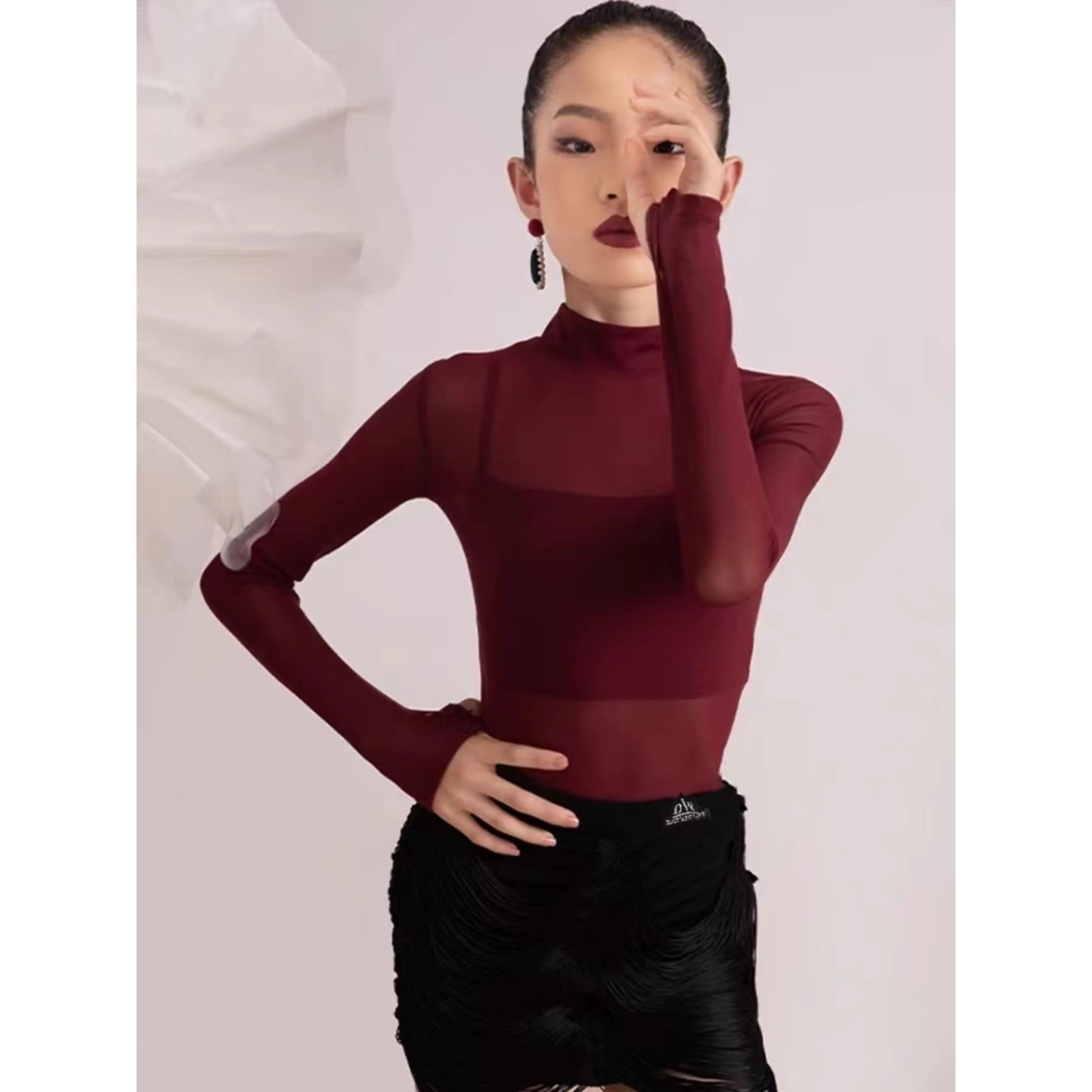 

Индивидуальный женский костюм для латинских танцев для взрослых девочек, высококачественная сетчатая подвесная юбка с кисточками, профессиональный тренировочный наряд