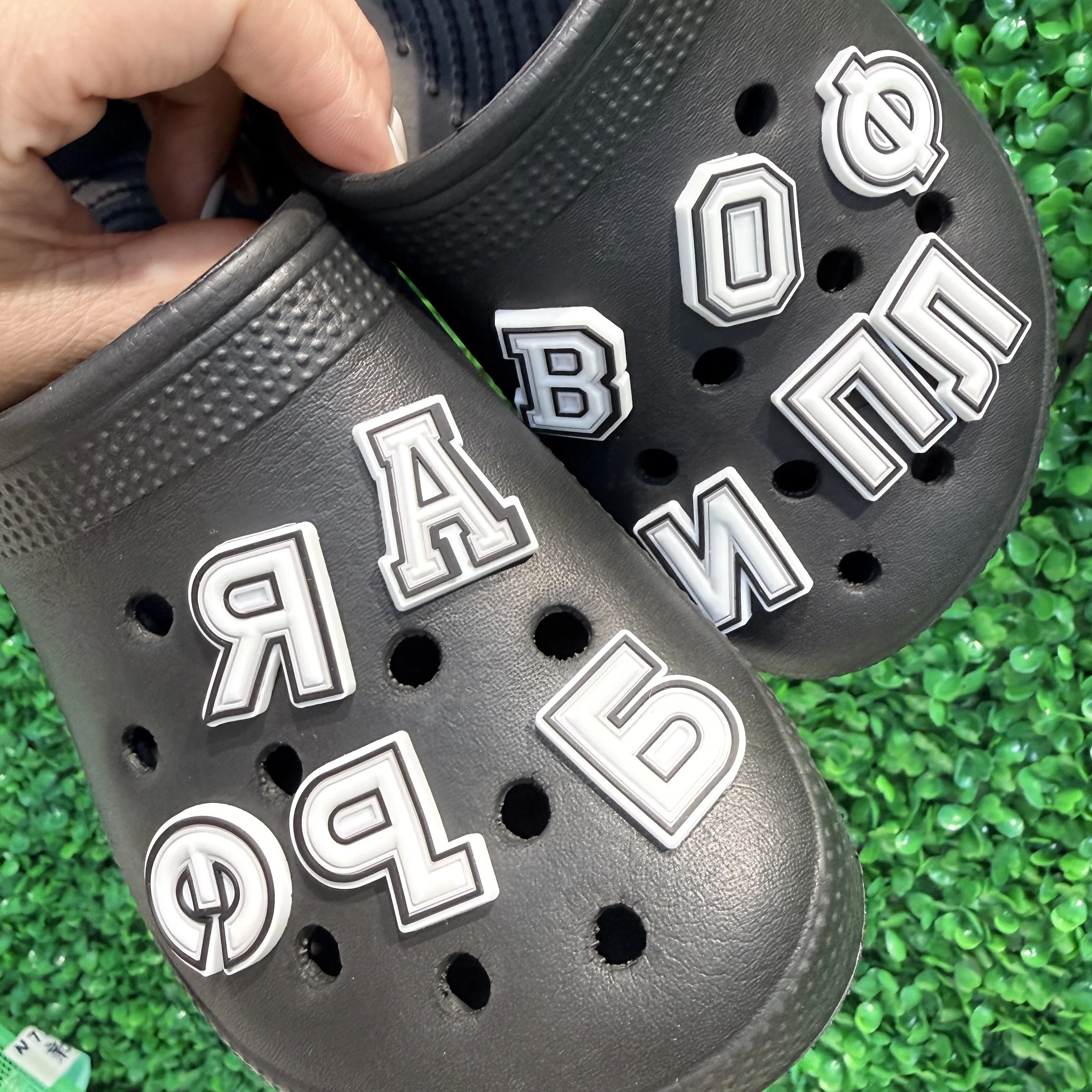 1-33Pcs Mix Letters Boys Girls PVC Shoe Buckle Decorations Russian Alphabet Sandal Charms For Birthday Present
