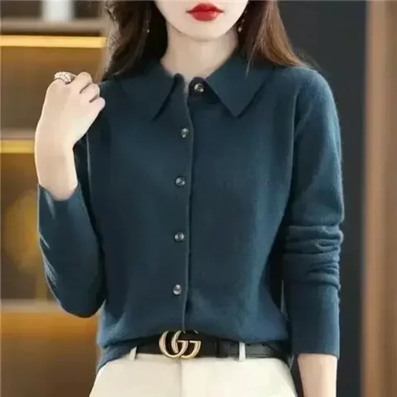 

2024 Women's Knit Cardigan Loose Delicate PoLo Neck Sweater Jacket Solid Color Button Shirt Fashion Casual French Chic Design