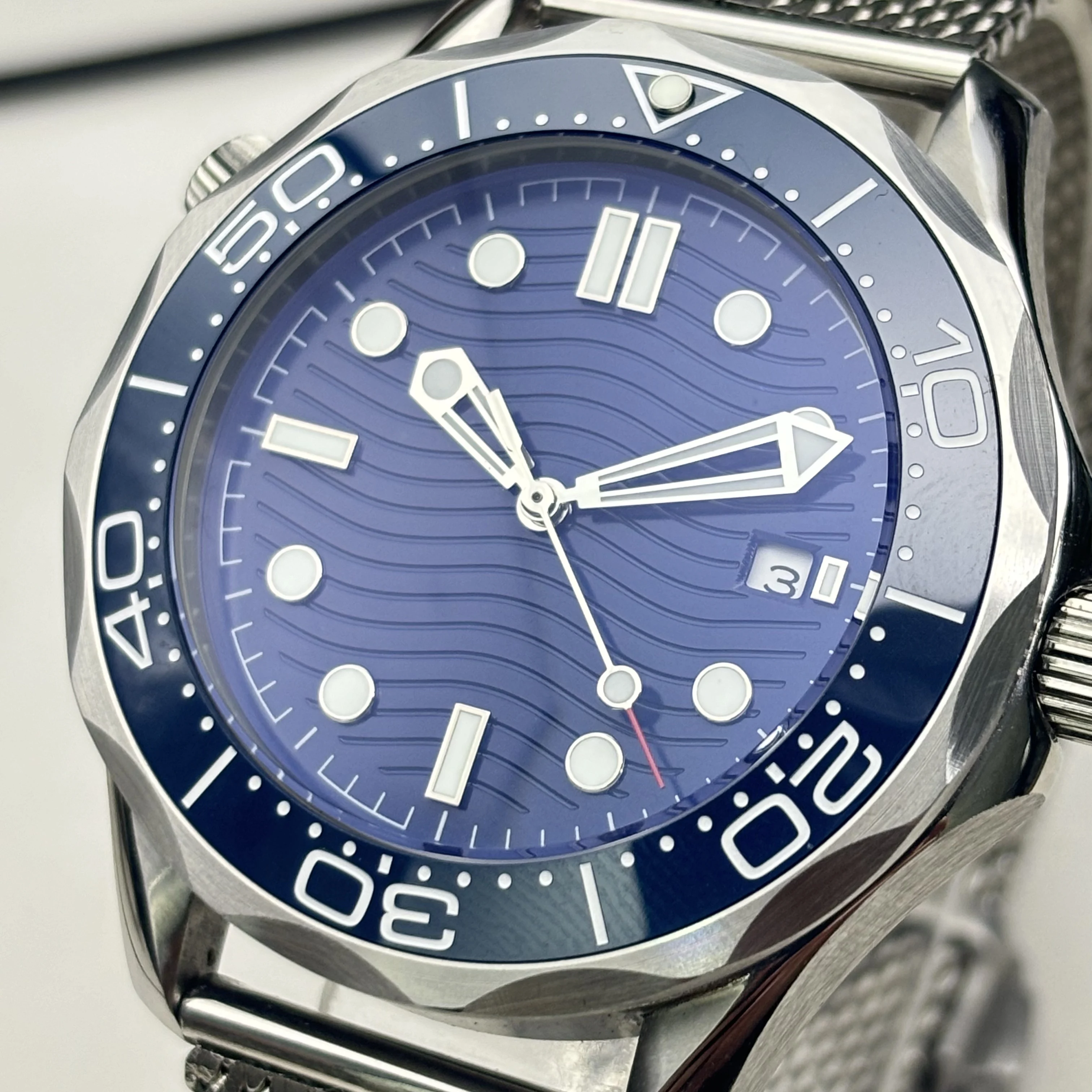 Orologio da Uomo 2025 NUOVO co - Luxury Watch Omega recensione e prezzo