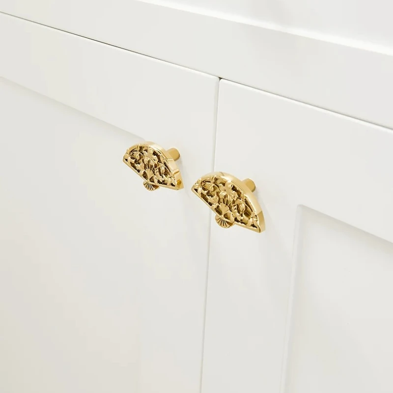Closet Pull Handles Brass Carving Drawer Knob Cabinet Door Handles For Home Cupboard Wardrobe Pulls Decor