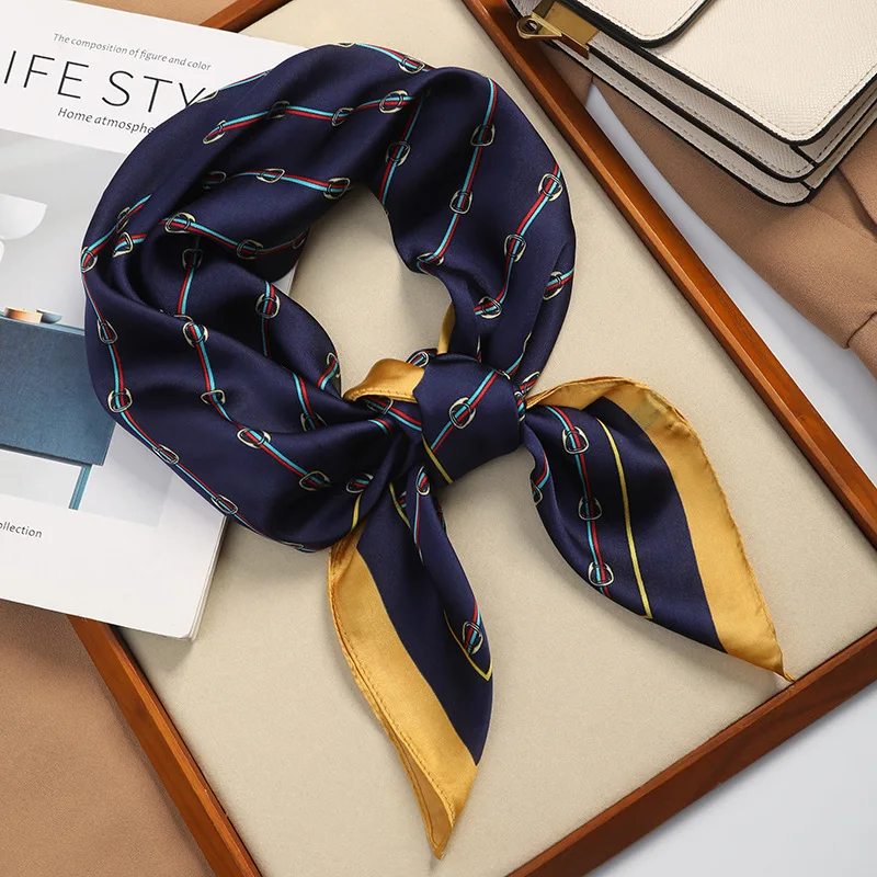 

All-match Silk Scarf for Women's Fashion with Neck Protection and Retro Design