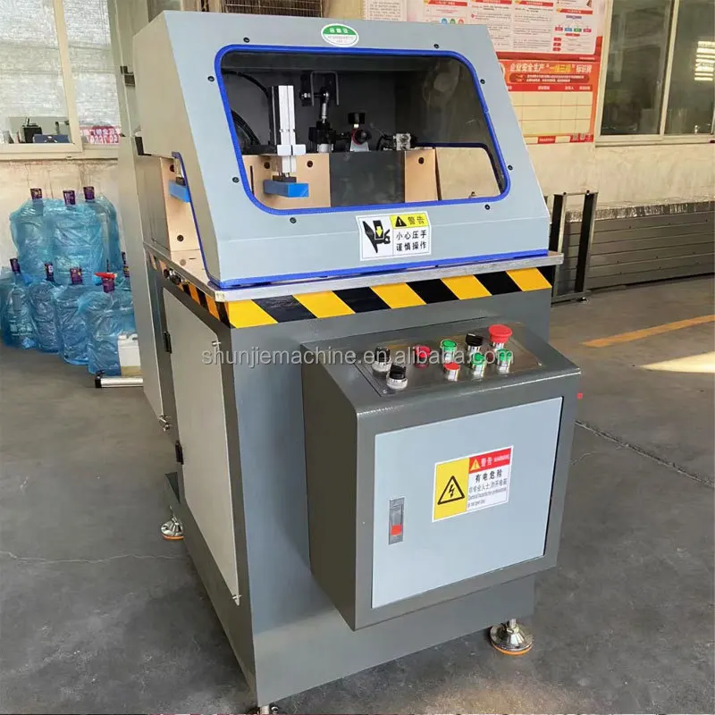 550 45/90 องศาโปรไฟล์อลูมิเนียมเครื่องตัดมุมอเนกประสงค์ประตูโลหะผสม Windows เครื่องทํา