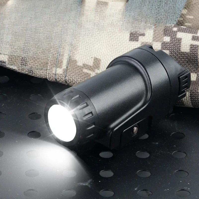 High Lumen Under Install Flashlight 800LM Bright Light Strobe Function Durable Portable Outdoor Camping Lamp Gear